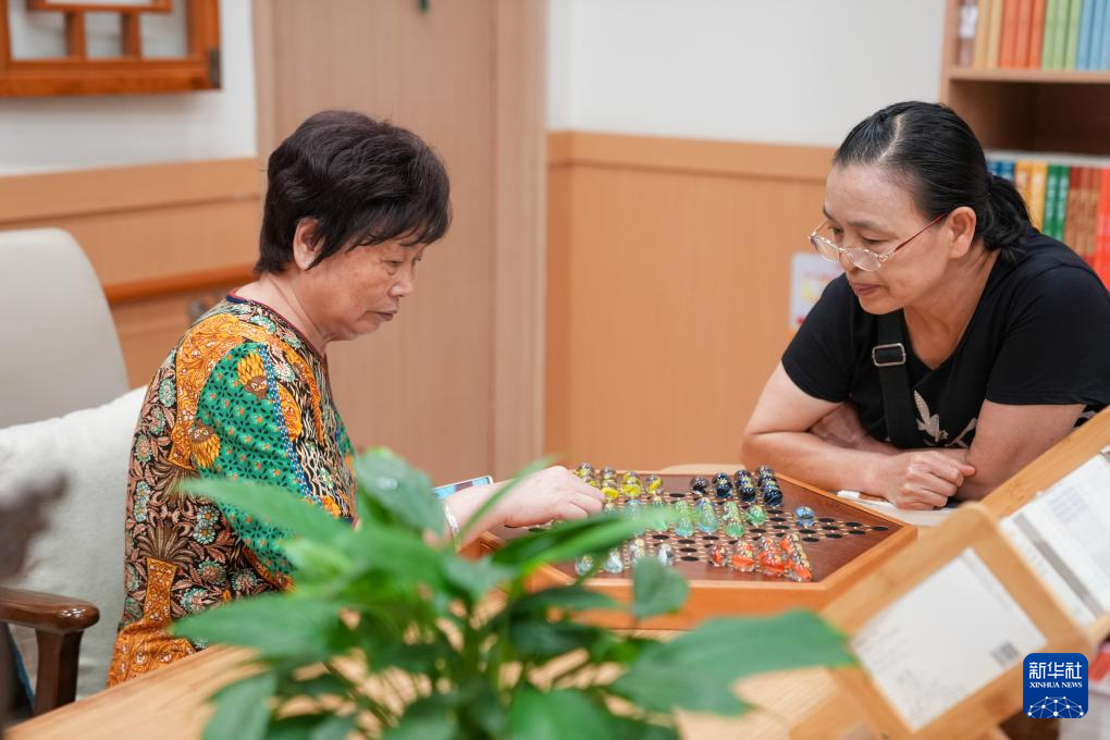 活力中国调研行｜成都：社区嵌入式养老中心让老年人在家门口养老