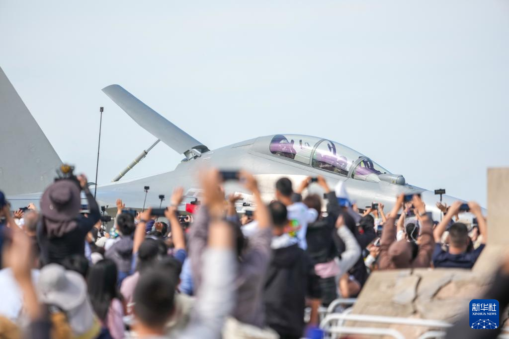 2025年空军航空开放活动和长春航空展开幕