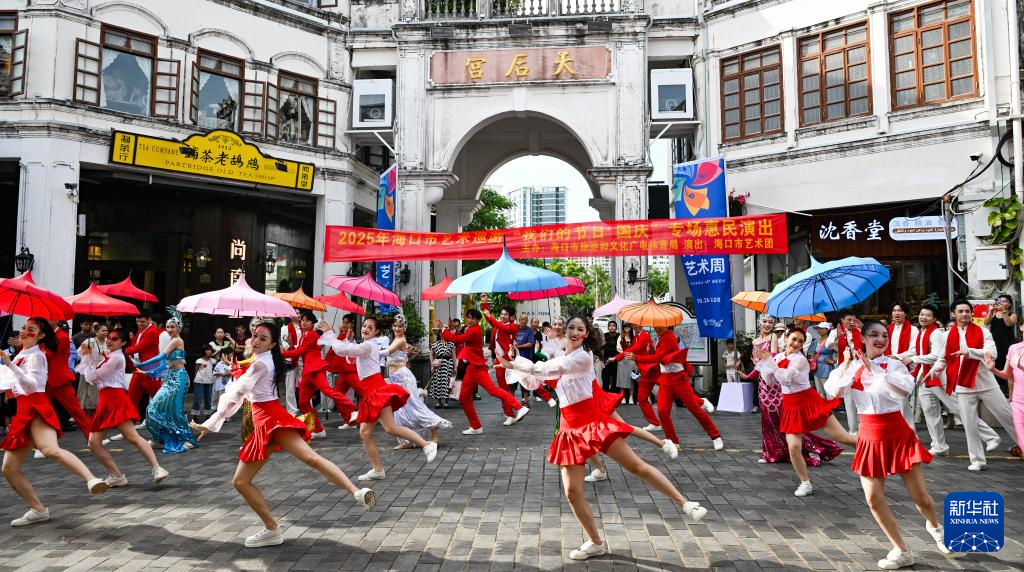 假日文旅消费热