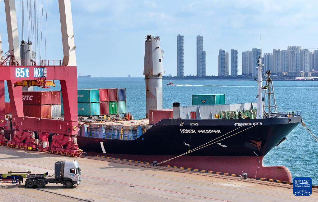 山东港口青岛港：搭建中日韩海上物流大通道