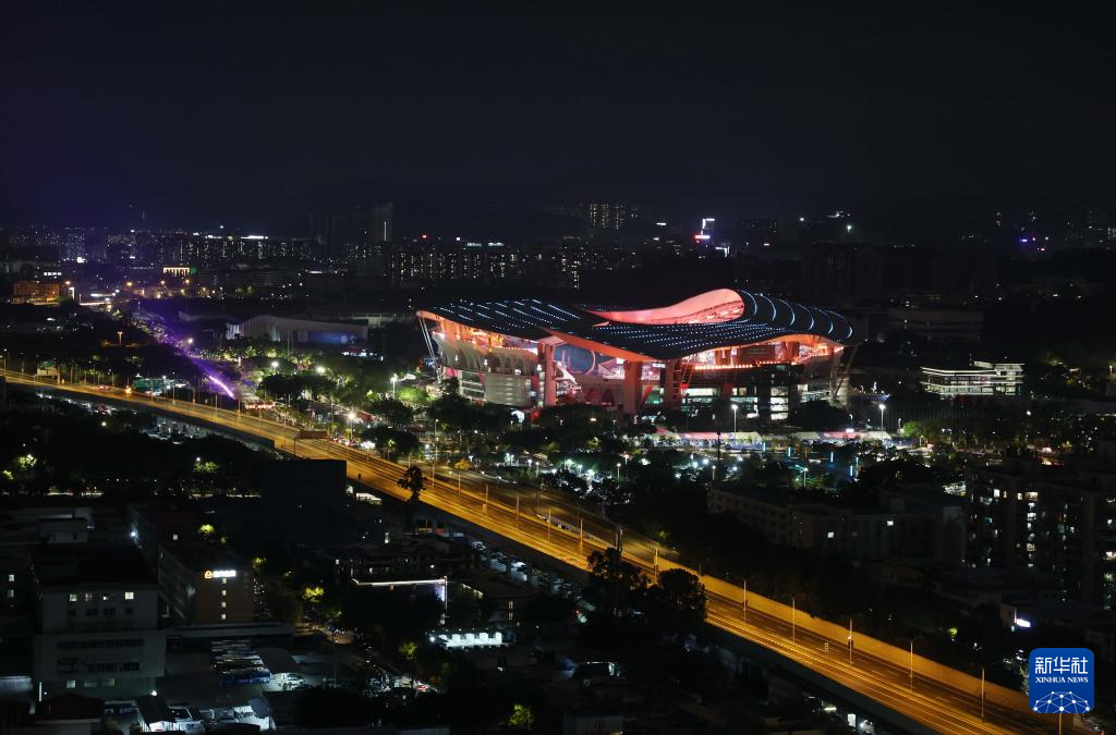 全运会丨第十五届全运会开幕式在广州举行