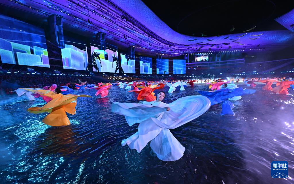 全运会丨第十五届全运会开幕式在广州举行