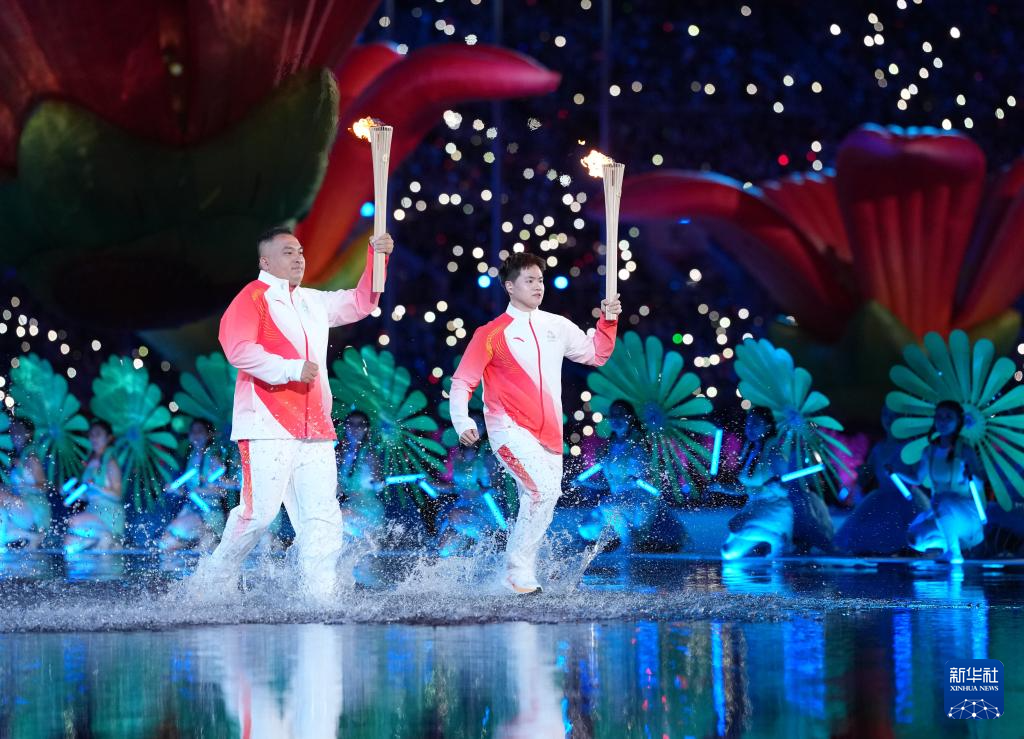 全运会丨第十五届全运会开幕式在广州举行