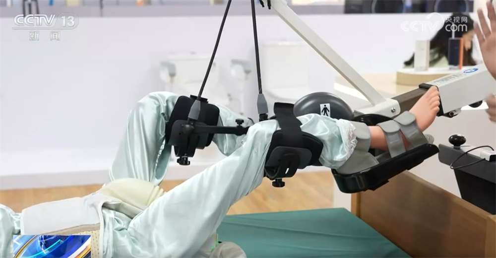 “科技范儿”“悦己型”……银发消费花式“上新”潜能迸发 服务供给加速升级