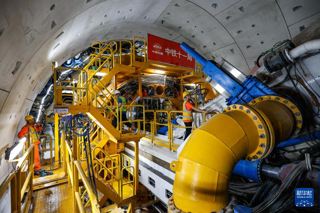 广州“高铁进城”西塱隧道掘进过半