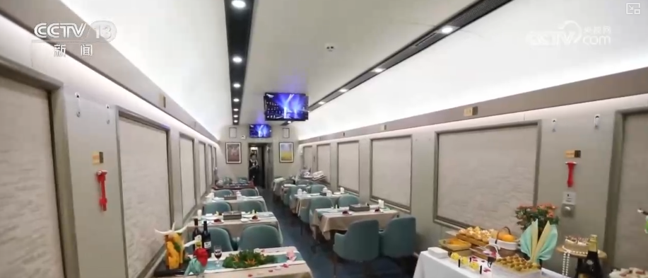 银发经济活力涌动 “科技+服务”催生多样“智”享养老消费新场景