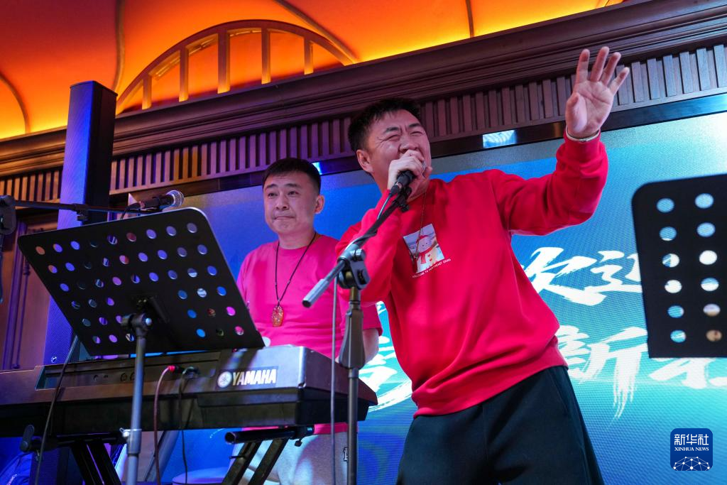 “伊春号”冰雪旅游专列投入试运行