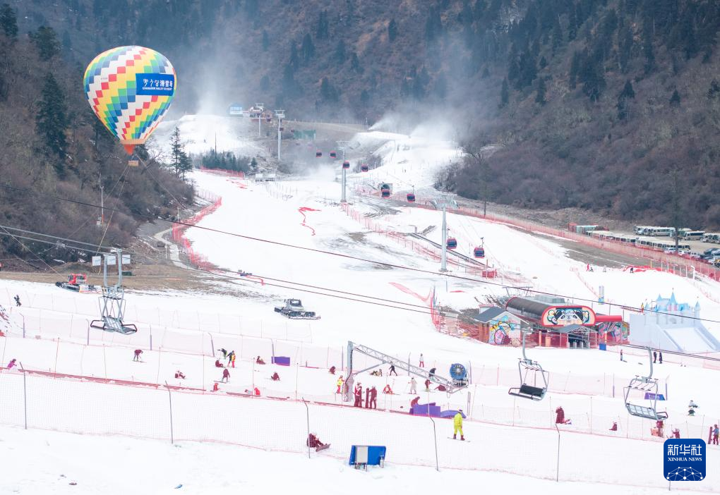 四川启动2025冬季旅游季