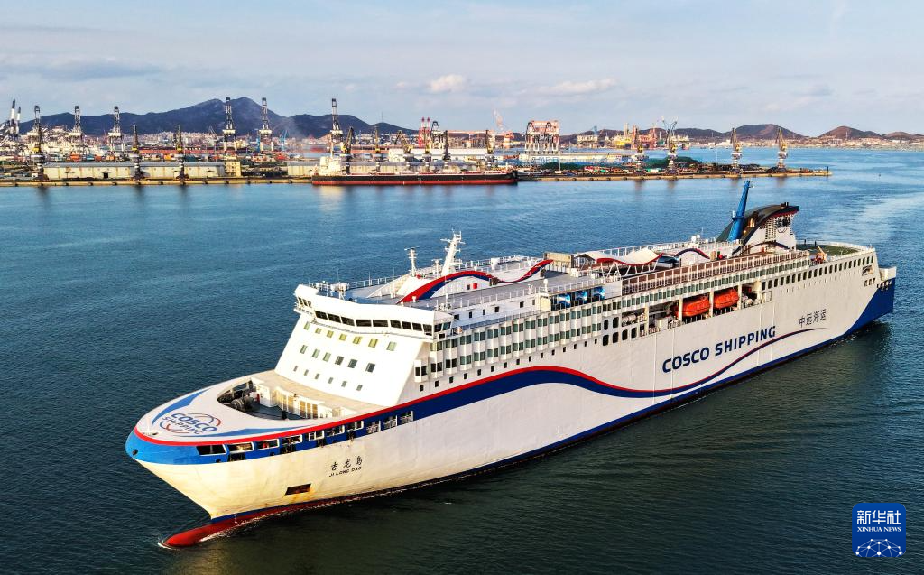 飞阅中国丨中国港口的物流脉动