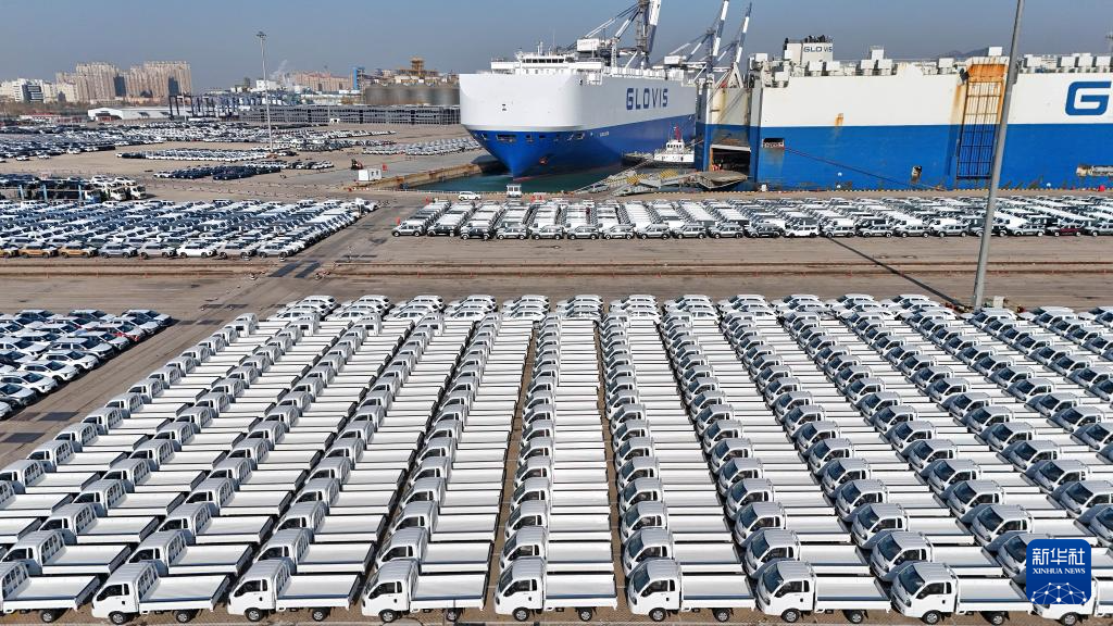 飞阅中国丨中国港口的物流脉动