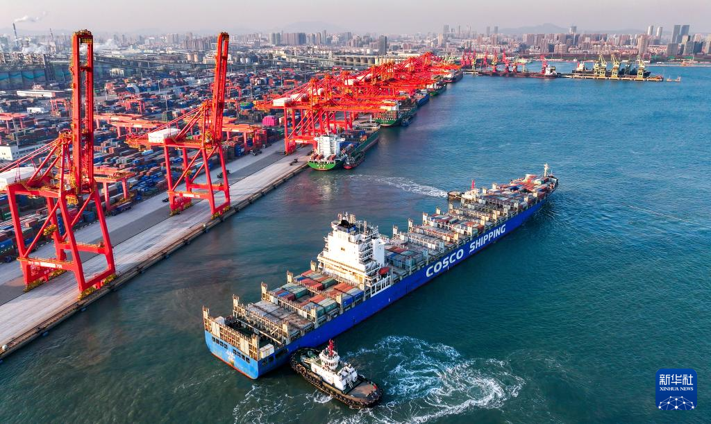 飞阅中国丨中国港口的物流脉动