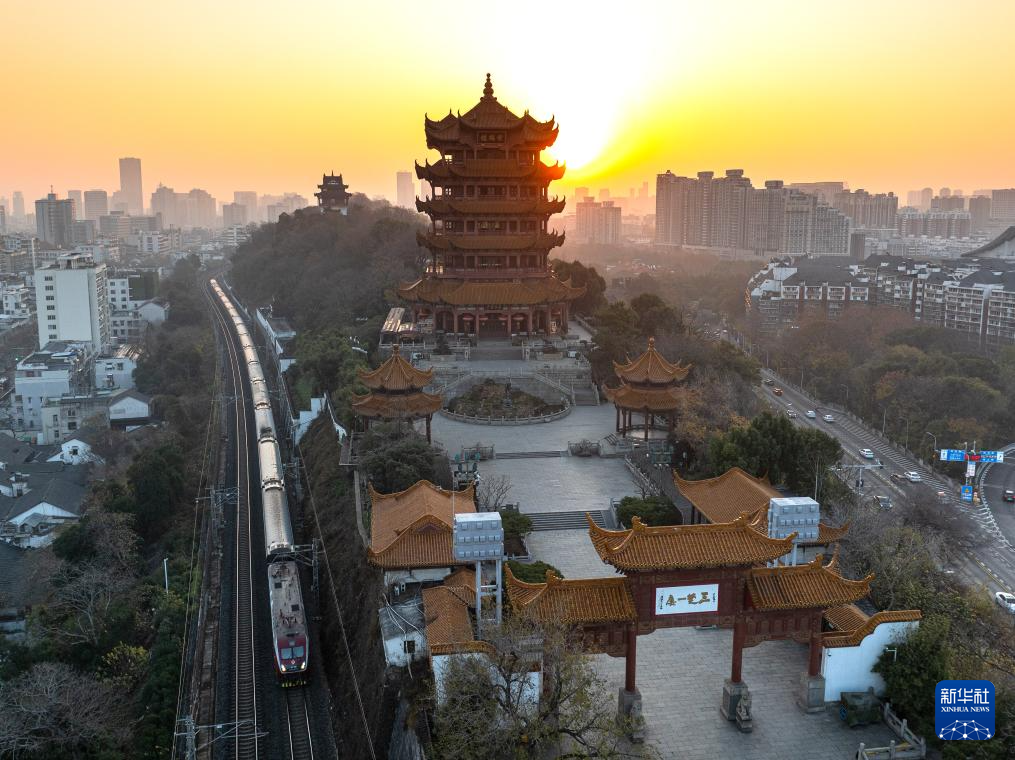 美丽中国丨日出黄鹤楼