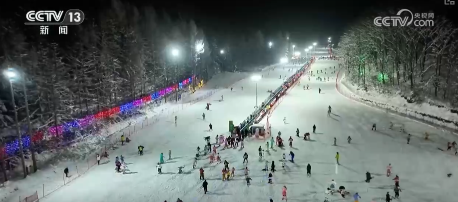 “真金白银”惠民叠加多彩冰雪“盛宴” 助推“冷资源”乘势而上掀起消费新热潮