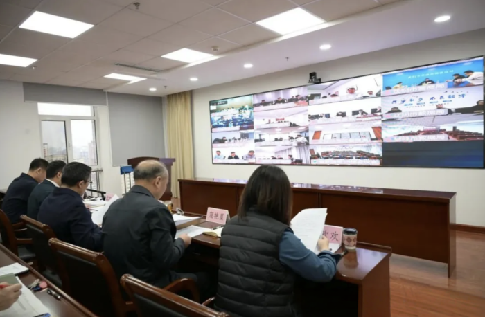 辽宁:以营商环境之变夯实全面振兴根基 辽宁省数据局(省营商局)召开全省营商环境疑难诉求清理攻坚工作视频会议,听取各地区2025年涉企营商环境诉求办理工作情况。辽宁省营商局供图