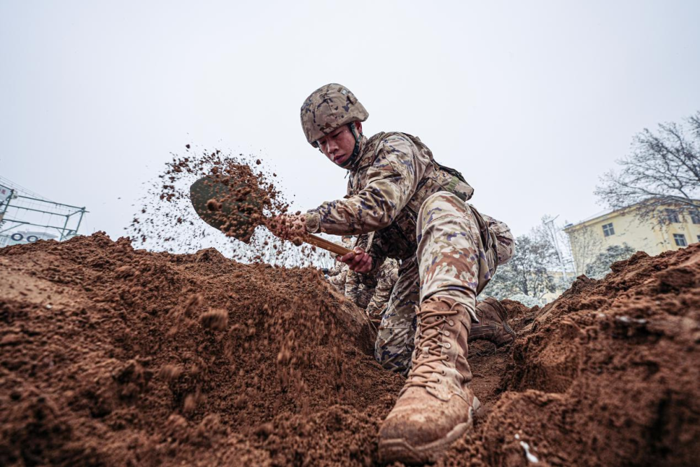 号角催征!全军部队开展新年度军事训练