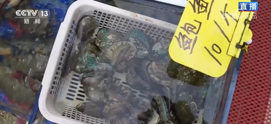 特色市集丰富节前市场 品质升级、暖意涌动点亮节前消费新图景