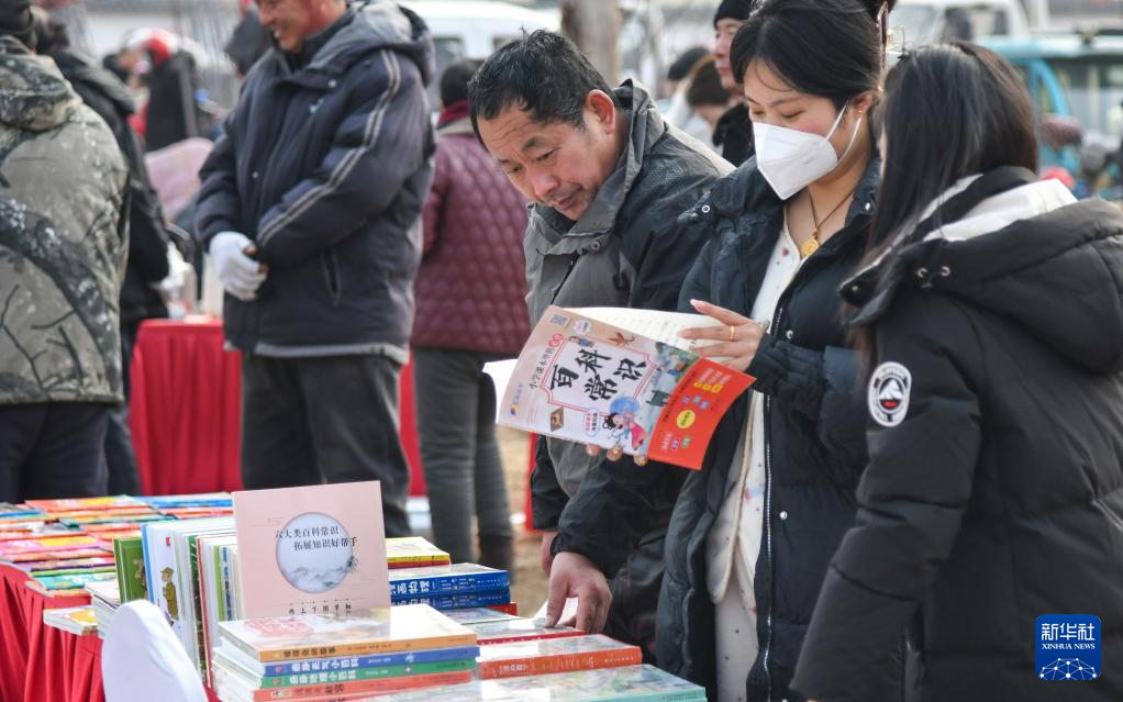 山东泰安:文化大集年味浓