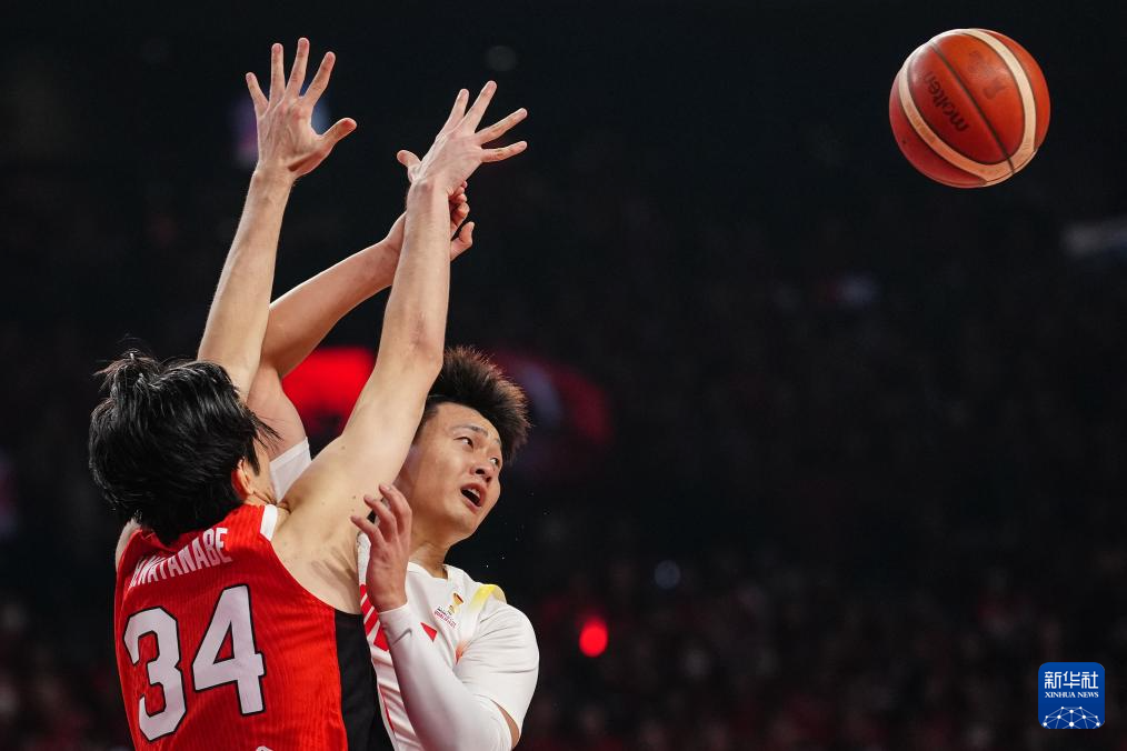 篮球世界杯预选赛:中国队胜日本队