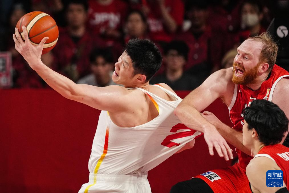 篮球世界杯预选赛:中国队胜日本队