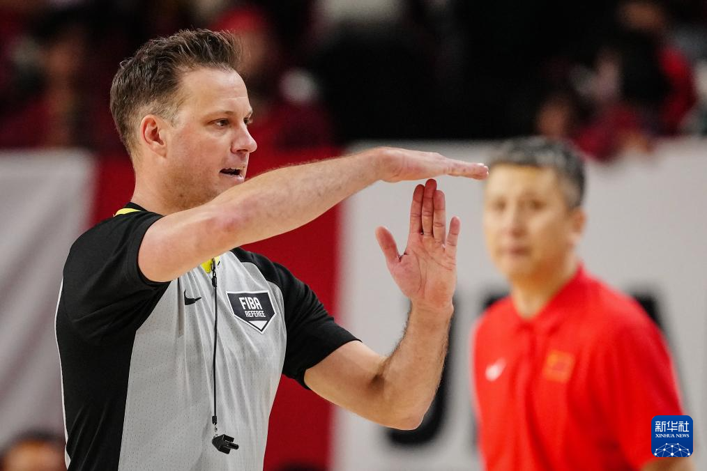 篮球世界杯预选赛:中国队胜日本队