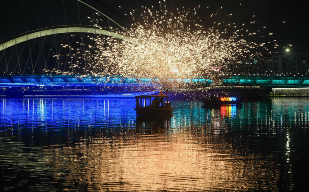 成都以节日之名，浸润“人本”城市底色