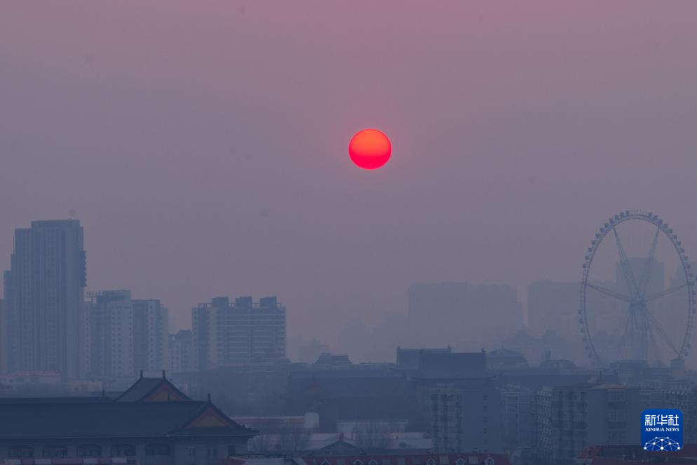 星空相册丨春分悬日