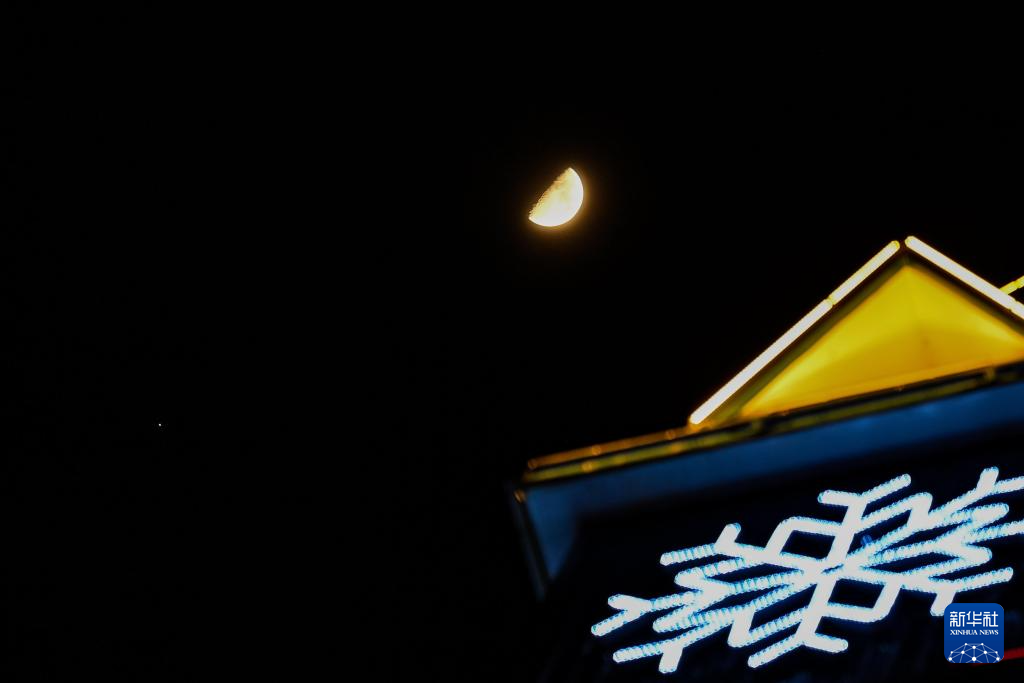 星空相册丨木星合月献上高颜值“星月对话”