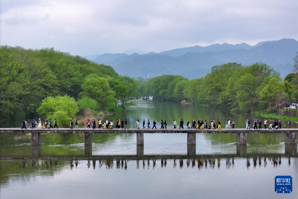 清明出游正当时