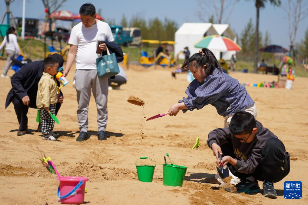 清明出游正当时
