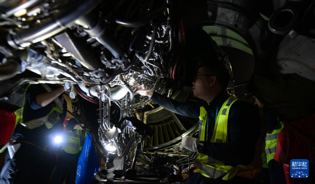 海南:飞机“全面体检” 护航消博会