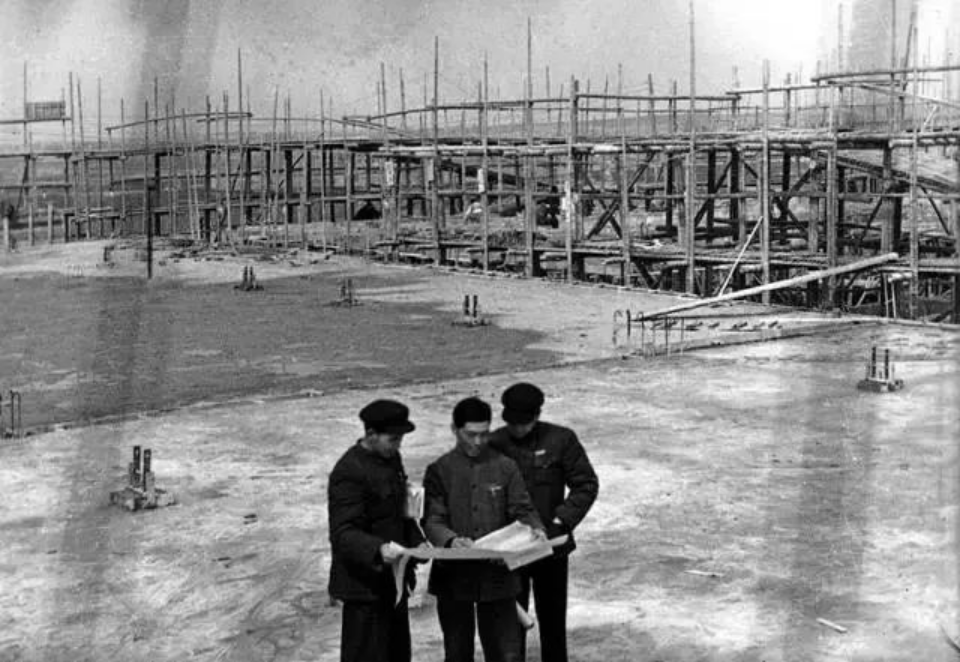 学习进行时｜根脉相连 薪火相传