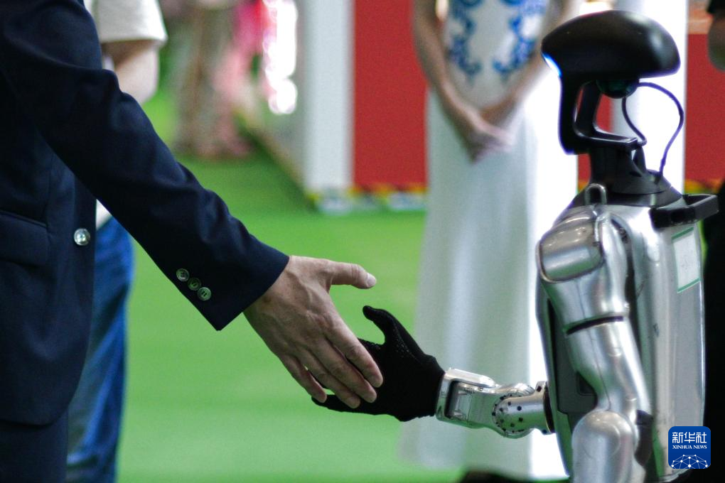 第六届中国国际消费品博览会举办