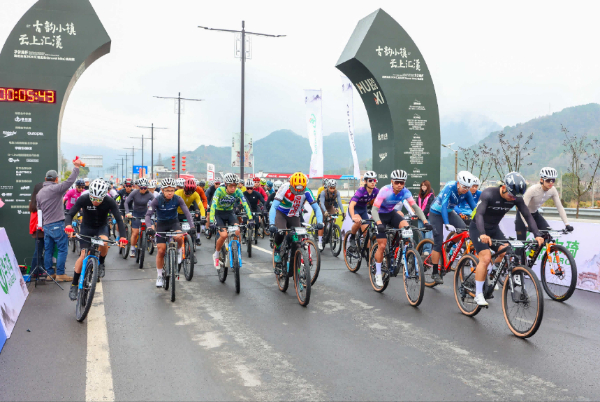 解锁“五一”小长假新玩法：跟着赛事去旅行