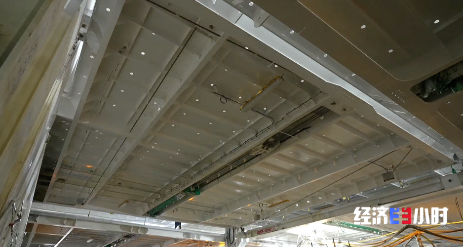 “海上巨无霸”排队出海 我国造船业领跑全球市场