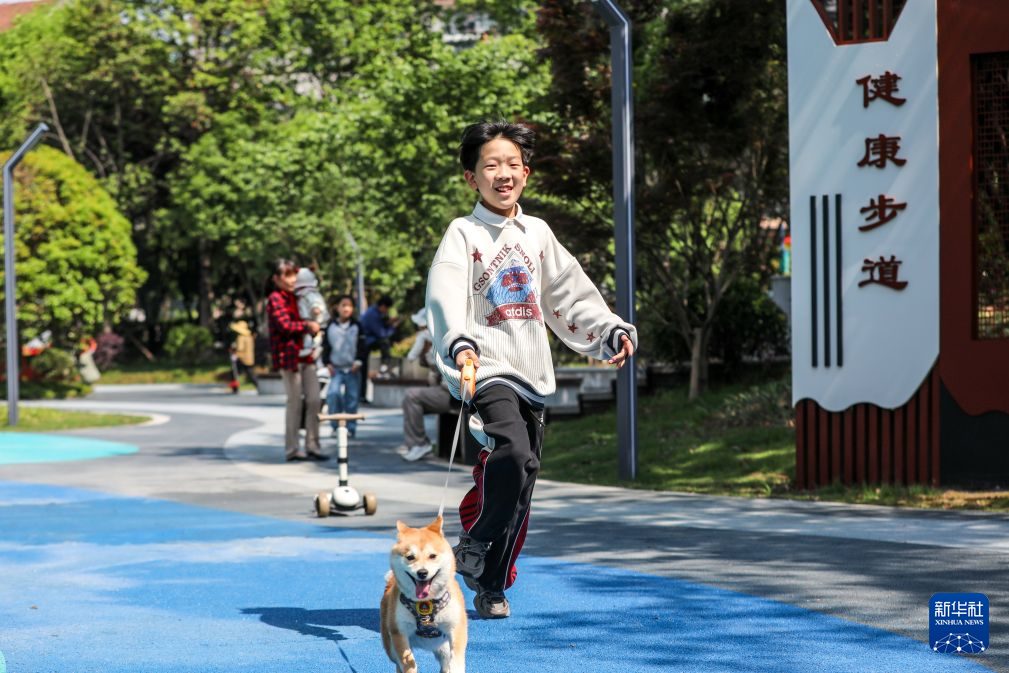 镜观中国丨老社区新生活