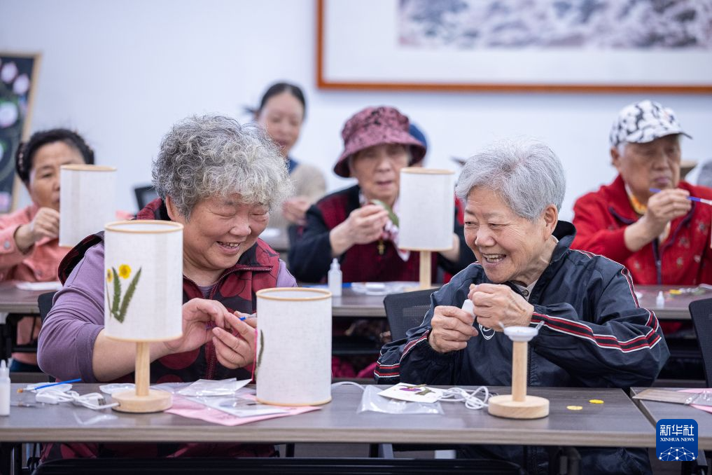 镜观中国丨老社区新生活