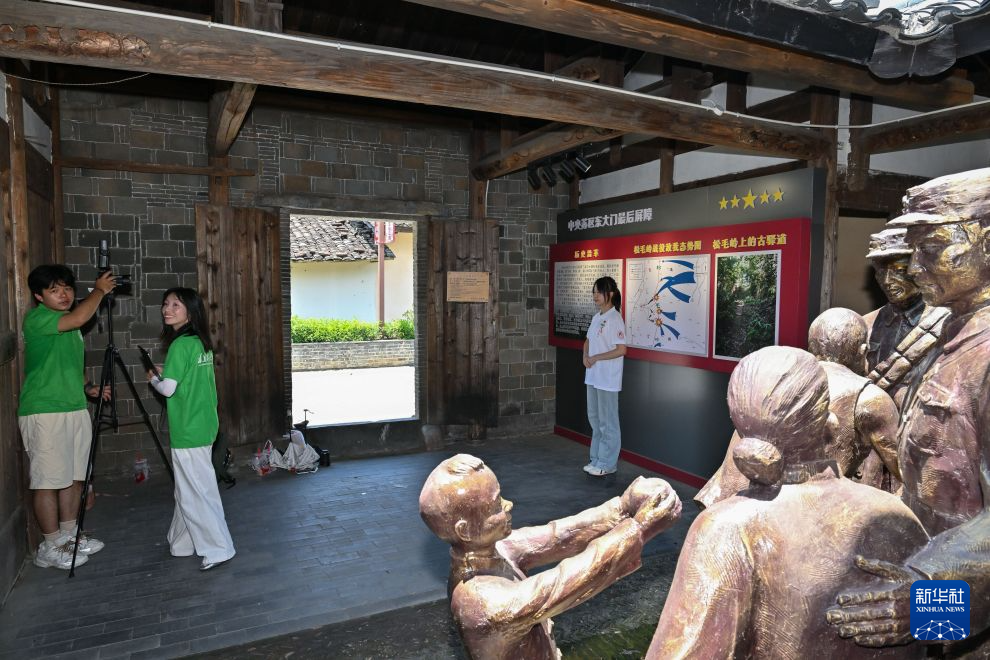 福建长汀中复村:红色热土绘新卷