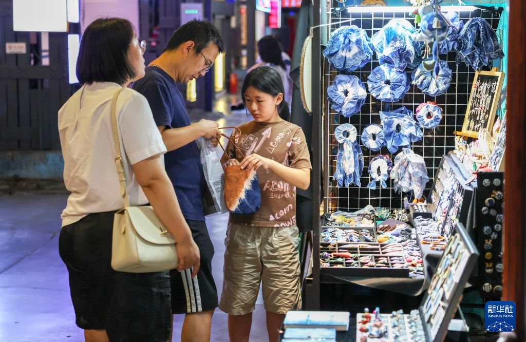 沈阳:老厂房变身文艺新空间