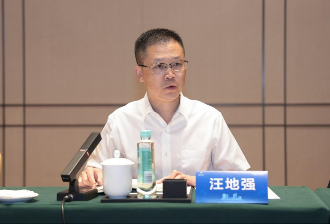 习酒集团2025年秋收论坛专家座谈会举行 习酒集团2025年秋收论坛专家座谈会举行