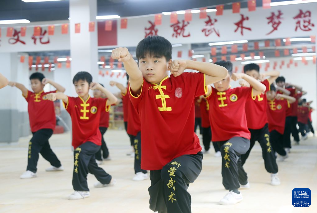关怀——为学生打造多彩暑期生活