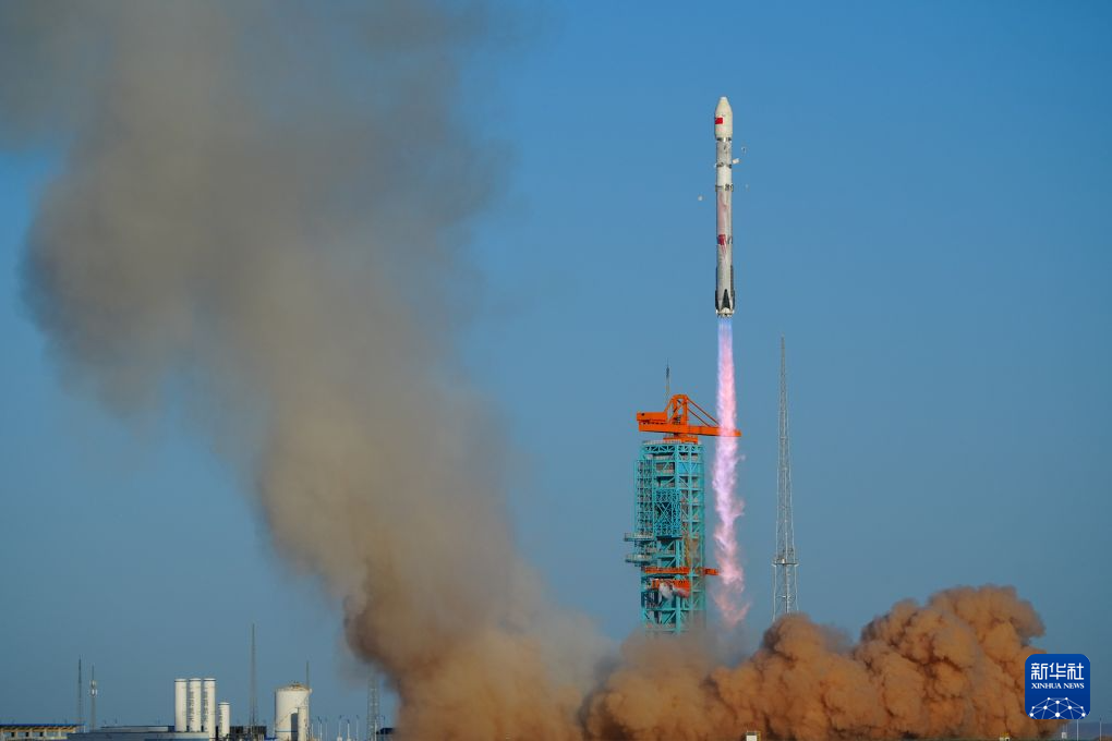 朱雀三号遥二运载火箭发射成功 一子级成功着陆预定位置