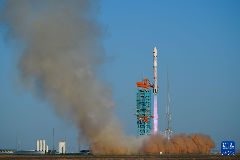 朱雀三号遥二运载火箭发射成功 一子级成功着陆预定位置