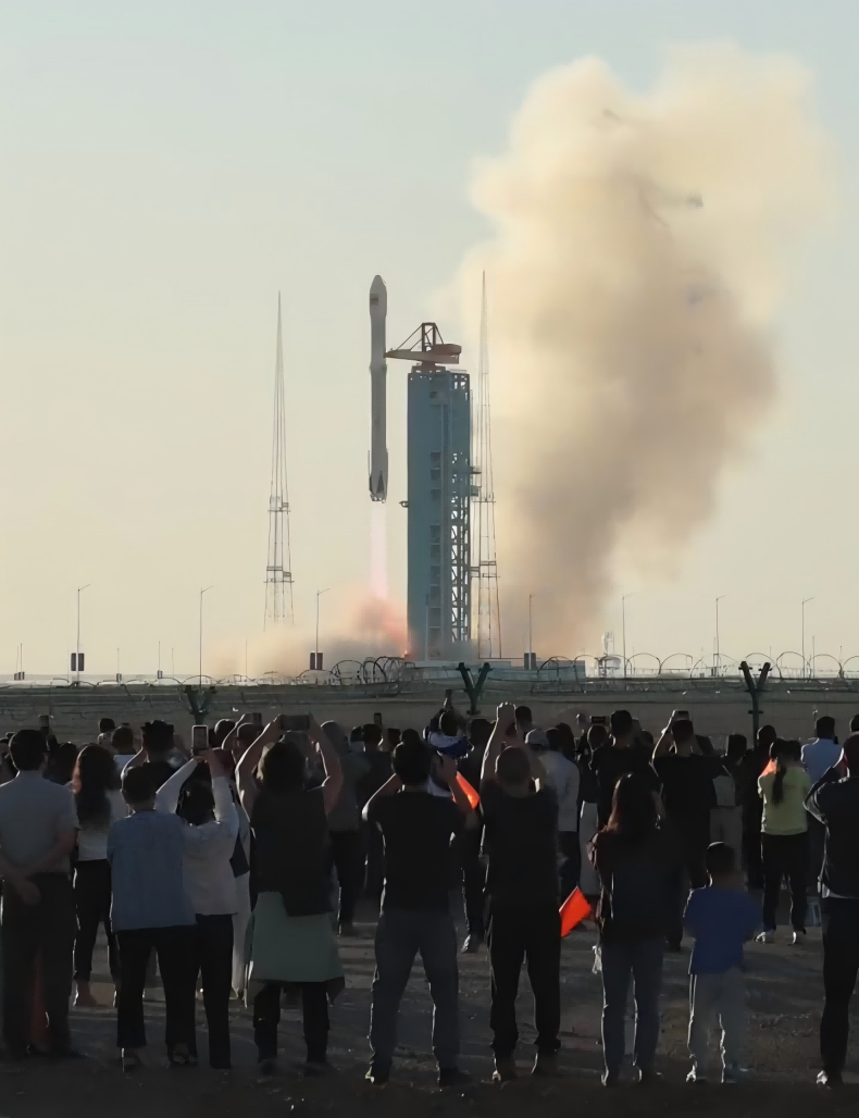 七夕见证“朱雀”腾飞 跟着梦之蓝一起追火箭 七夕见证“朱雀”腾飞 跟着梦之蓝一起追火箭