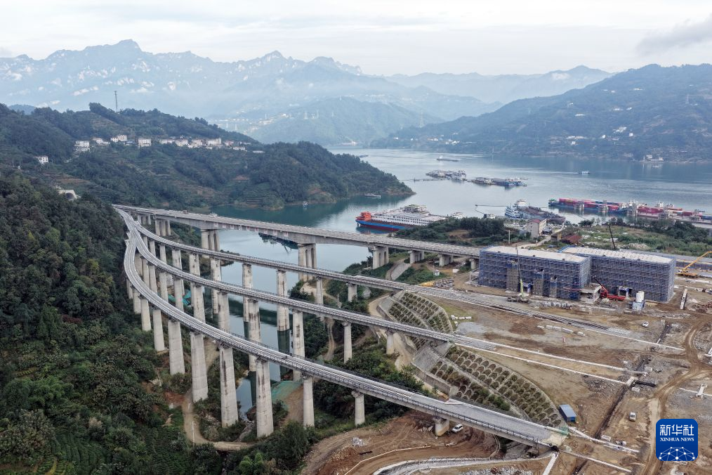 工程建设忙